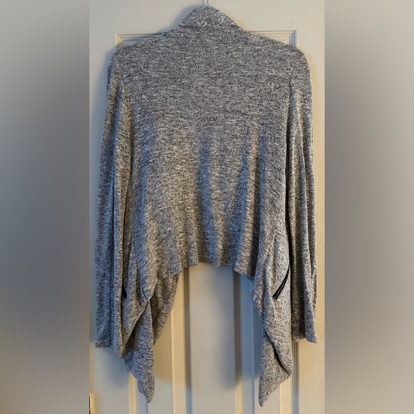 Bar lll Cardigan - Picture 5 of 5